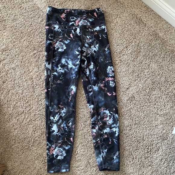 Marika Pants - Black printed athletic leggings